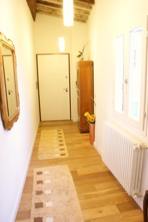 Roommo Sant'Ambrogio Floransa Oda fotoğraf